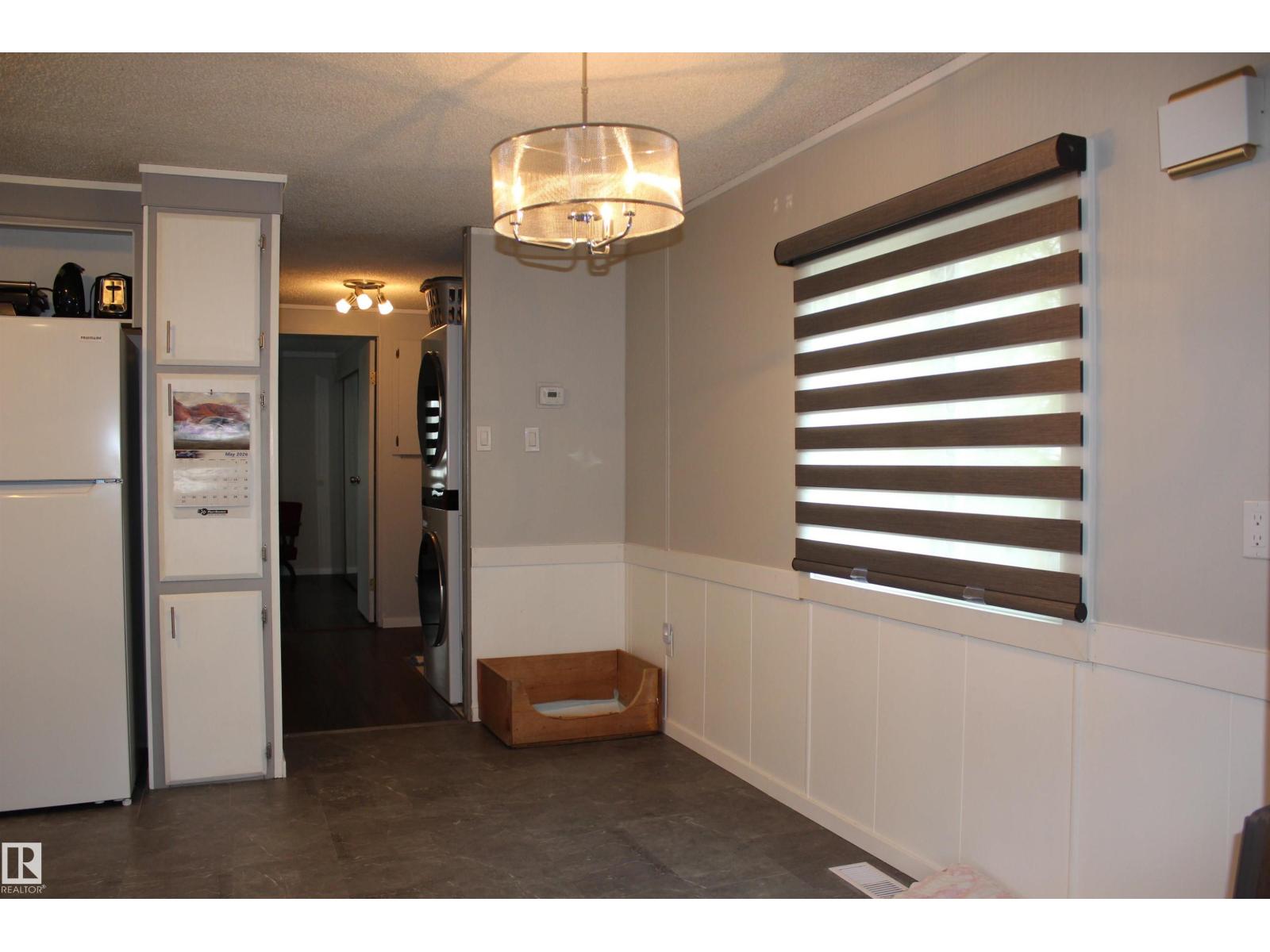 1118 Lakevista DR - Image 18