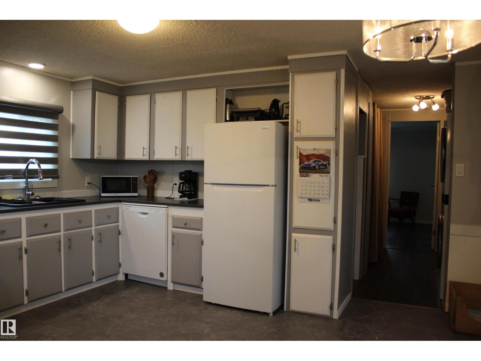 1118 Lakevista DR - 2