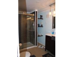 1118 Lakevista Dr, Sherwood Park, AB T8H1J6 Photo 11