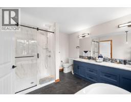 12035 3a Highway, Boswell, BC V0B1A3 Photo 62