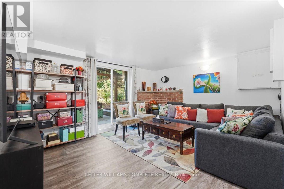 3255 PRIOR CRESCENT - Image 21