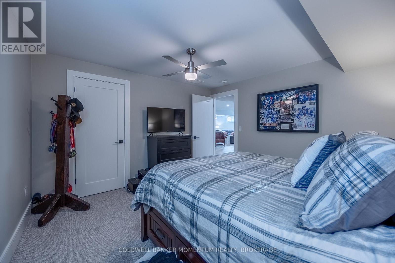 139 NEW LAKESHORE ROAD - Image 43