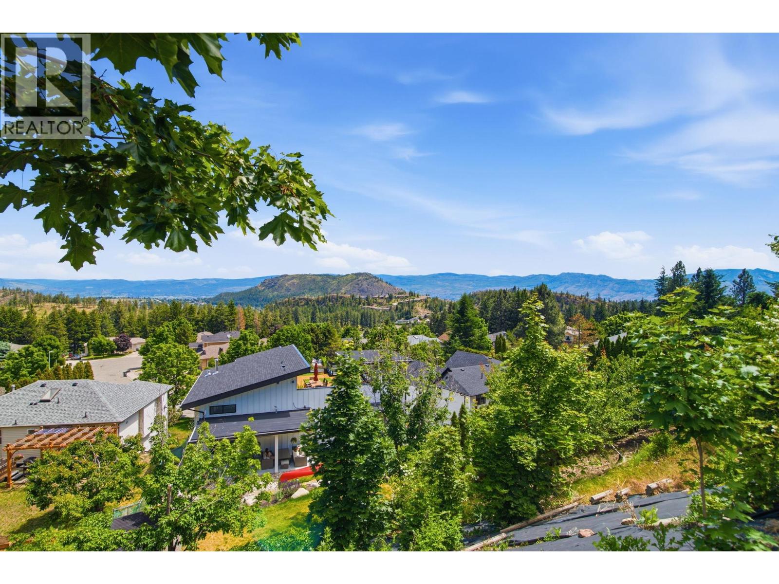 2272 Shannon Hills Drive - 31