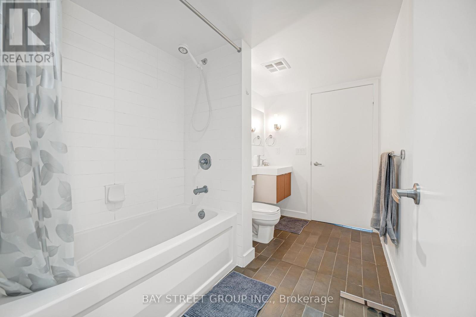 #816 25 TELEGRAM MEWS - Image 5