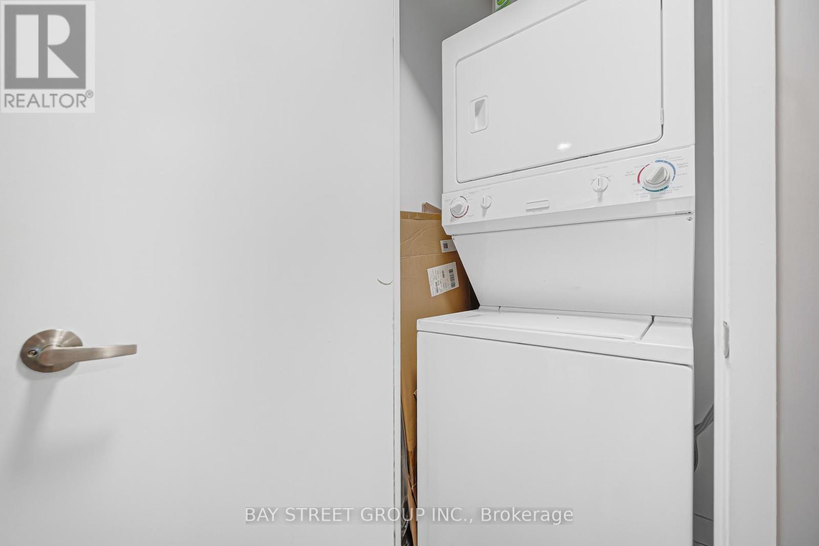 #816 25 TELEGRAM MEWS - Image 6