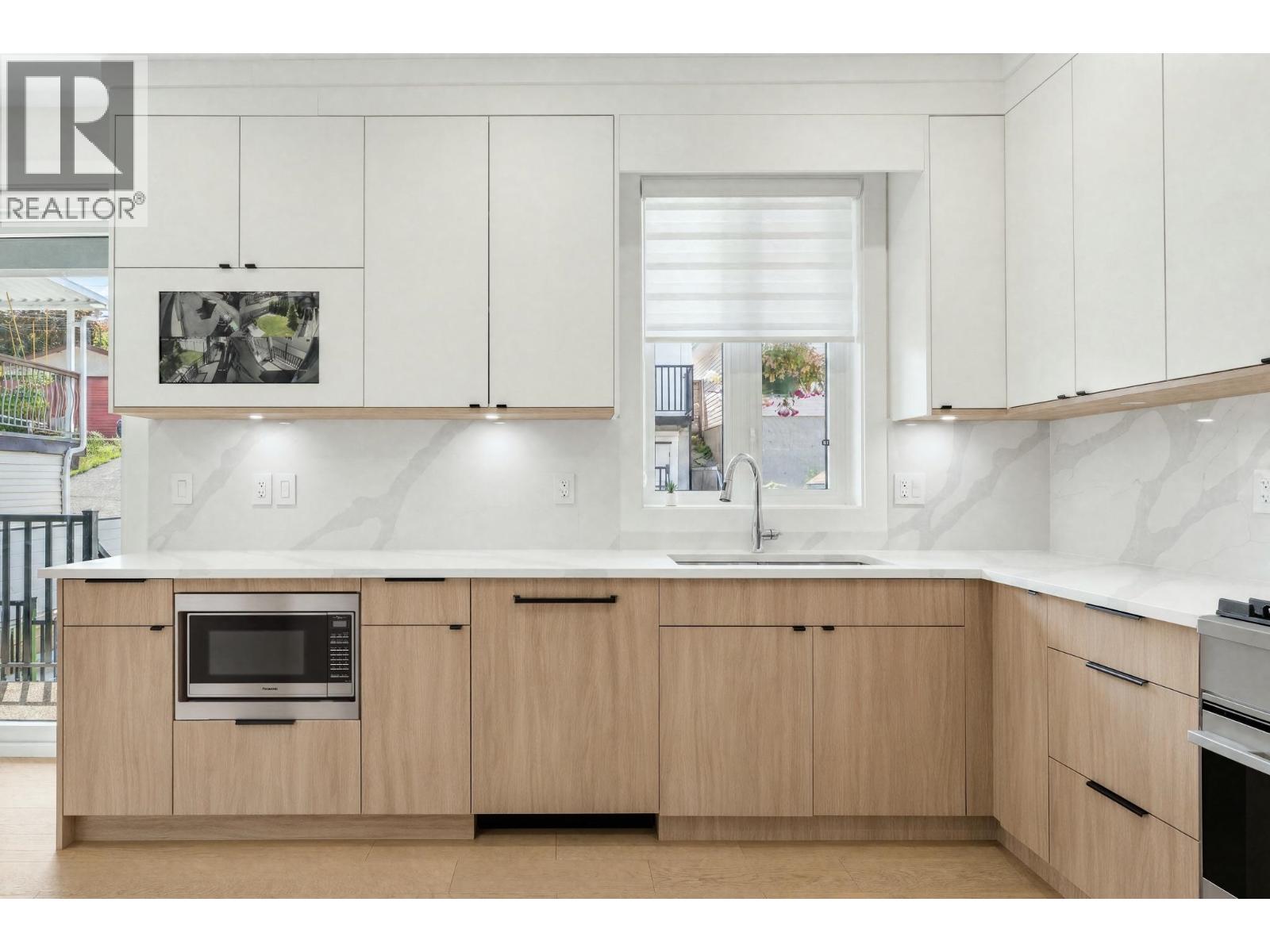 5 Bed, 5 Bath House for Sale in Vancouver – 2972 VENABLES STREET, Vancouver – MLS# R3152410 - Image 17