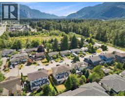 1771 Harris Road, Squamish, BC V0N3G0 Photo 30