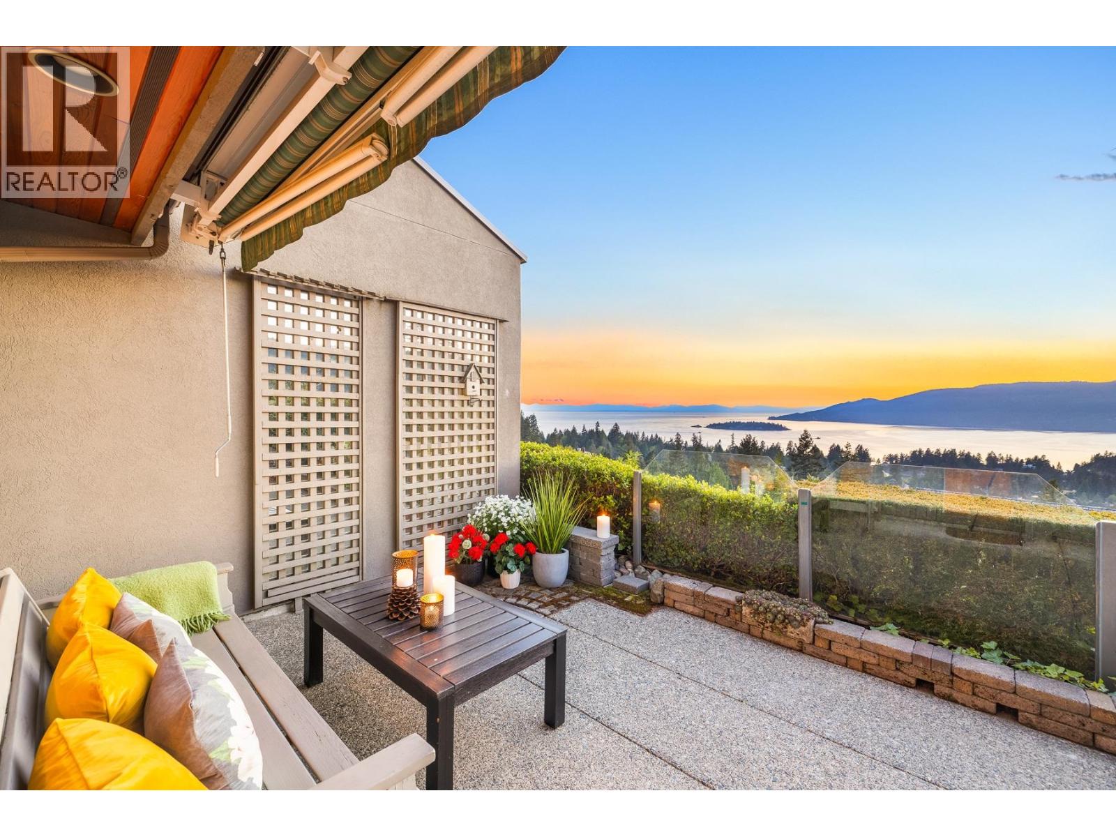 5360 MEADFEILD ROAD, West Vancouver