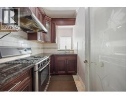 1711 Sixth Avenue, New Westminster, BC V3M2C8 Photo 12