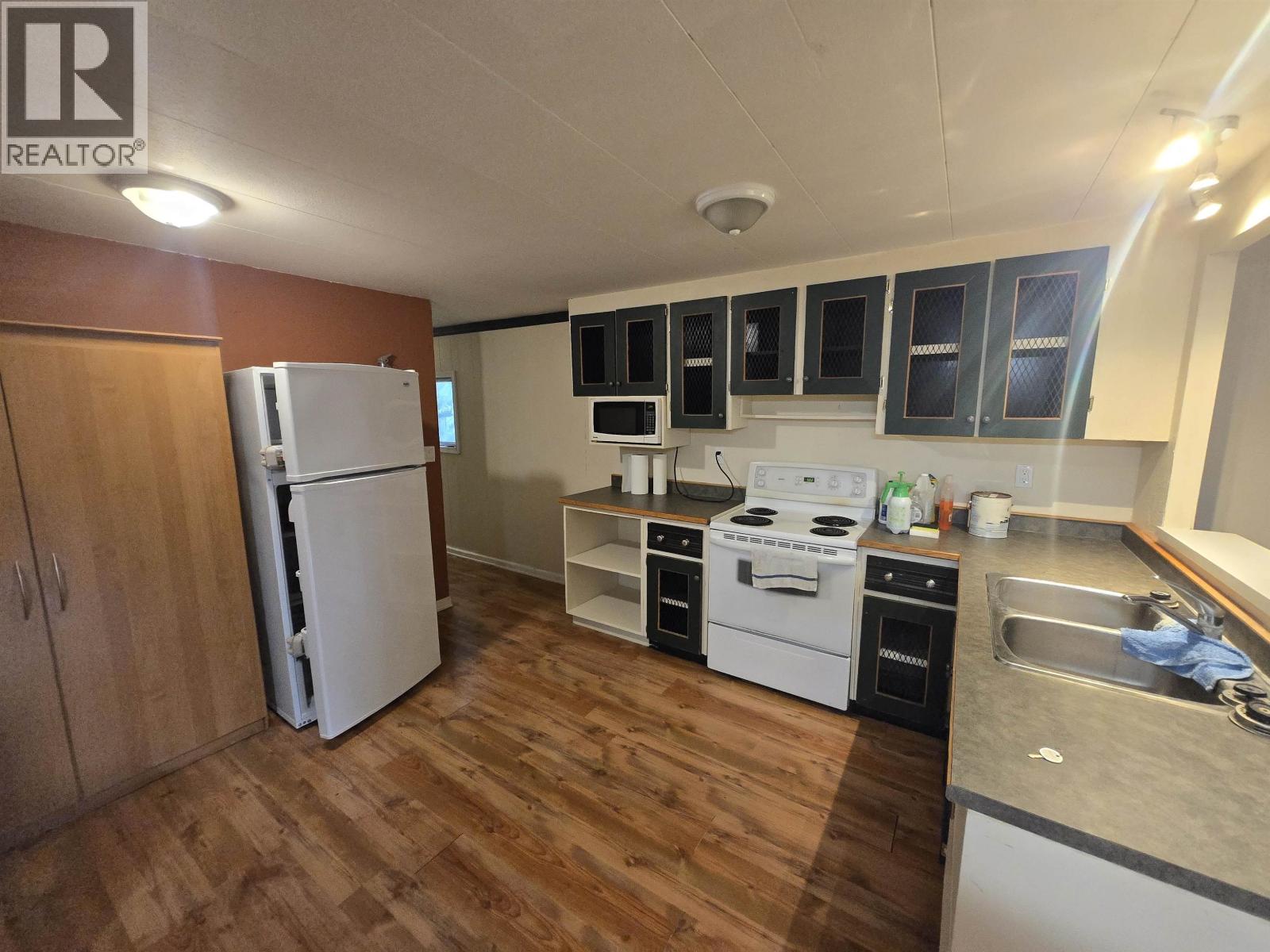 1215 BASS ROAD - 9