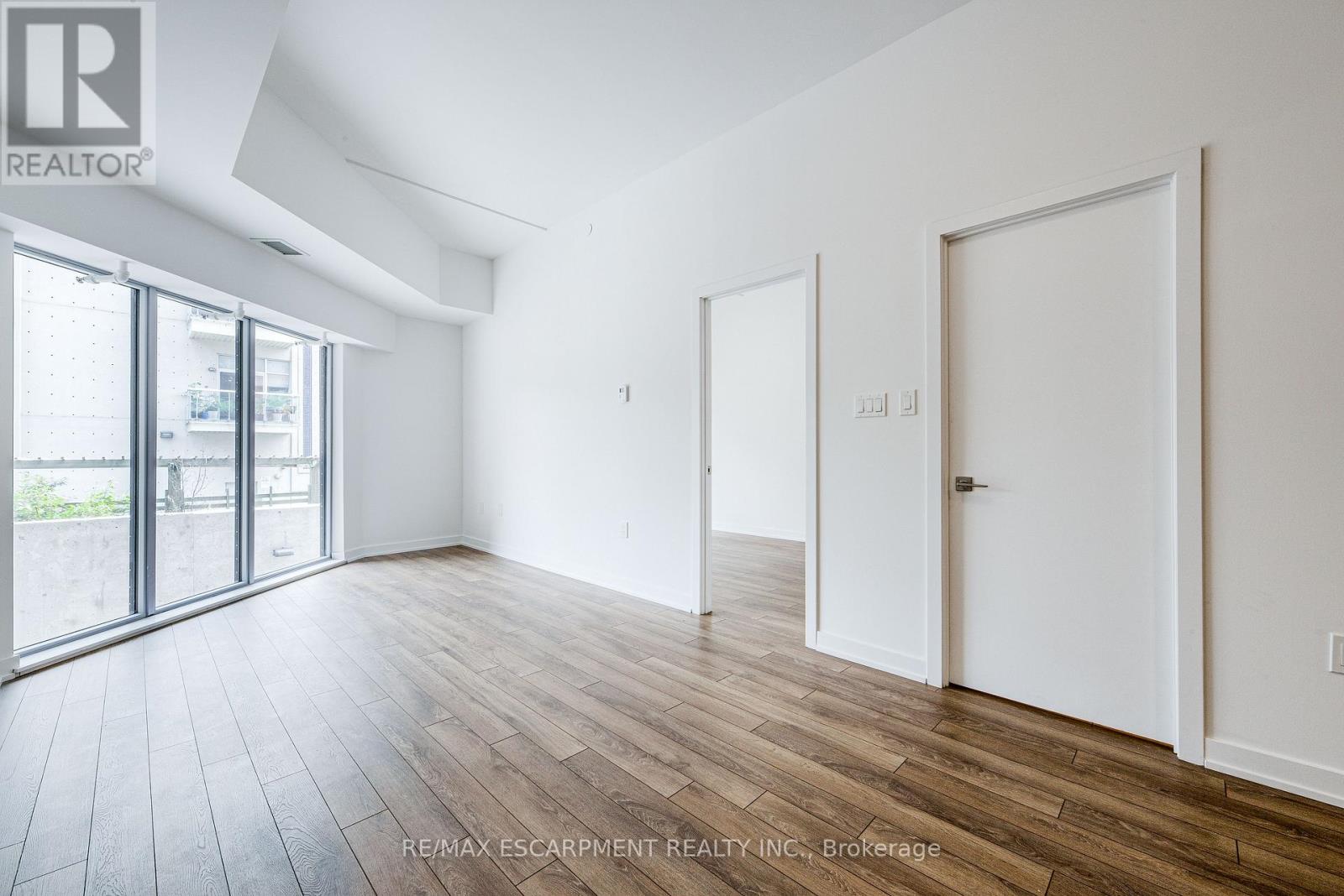 #112 2433 DUFFERIN STREET - 13