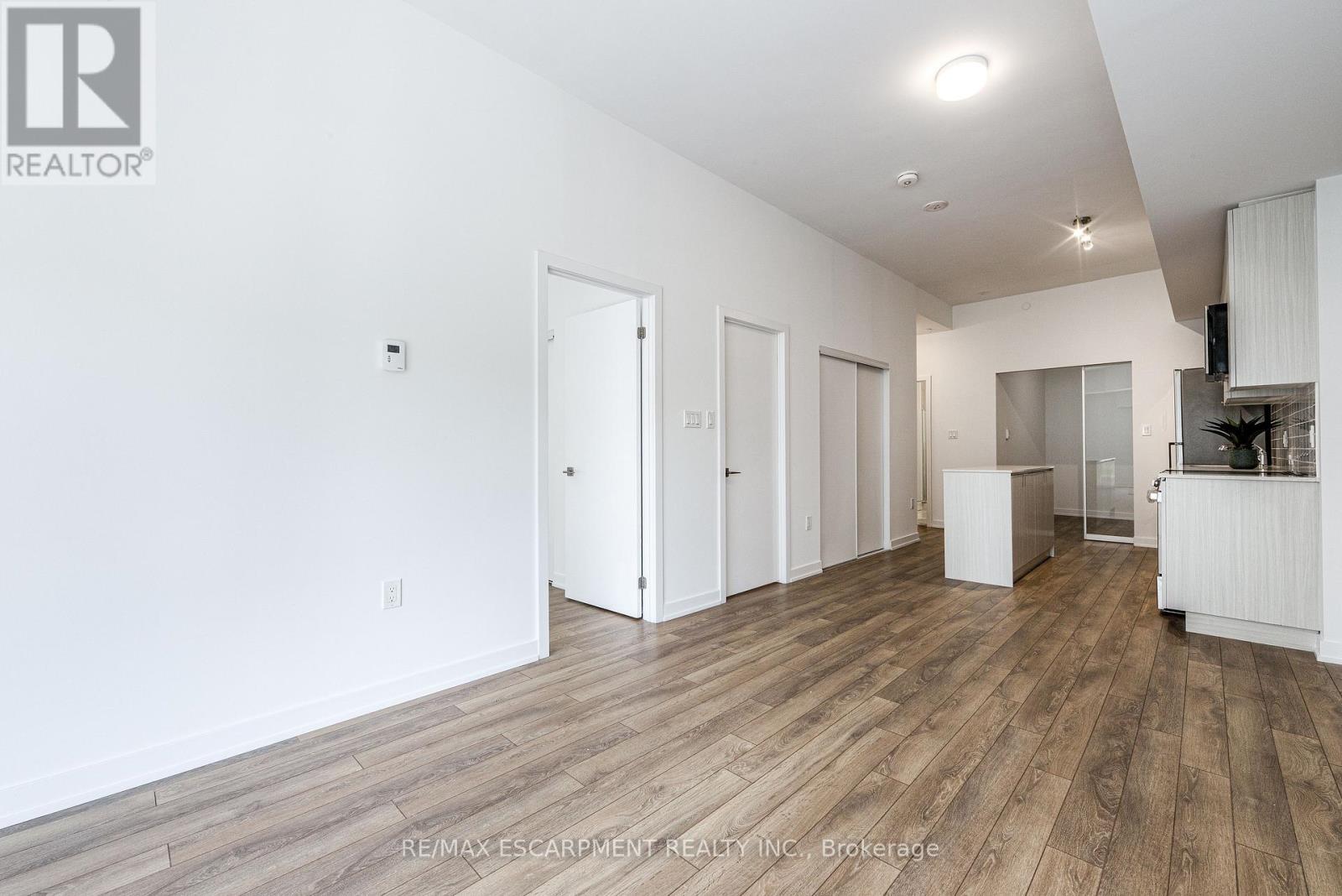 #112 2433 DUFFERIN STREET - 16