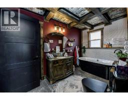 3pc Bathroom - 4836 49 Street, Innisfail, AB T4G1N2 Photo 7