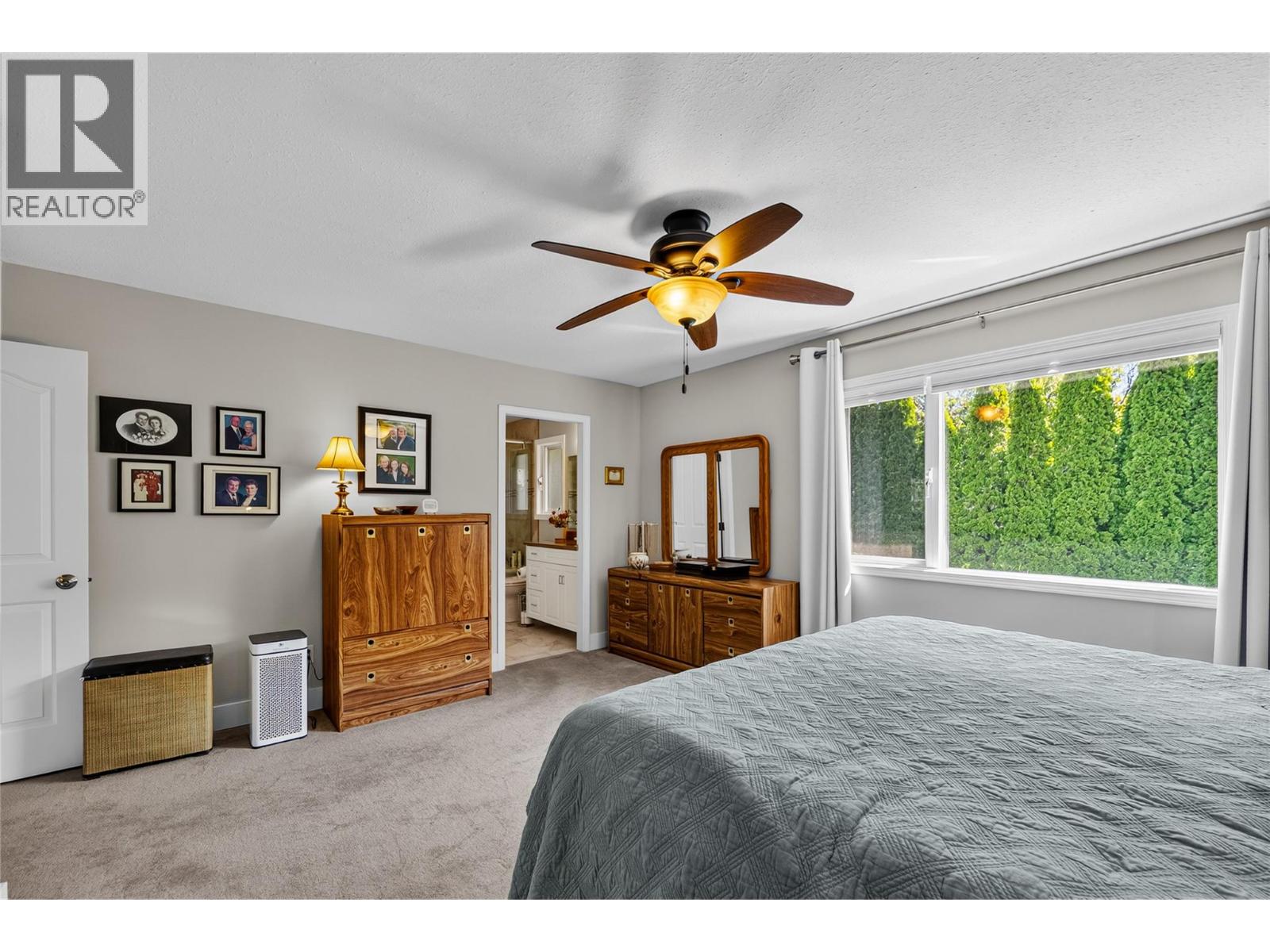 2049 Tremerton Drive - Image 28