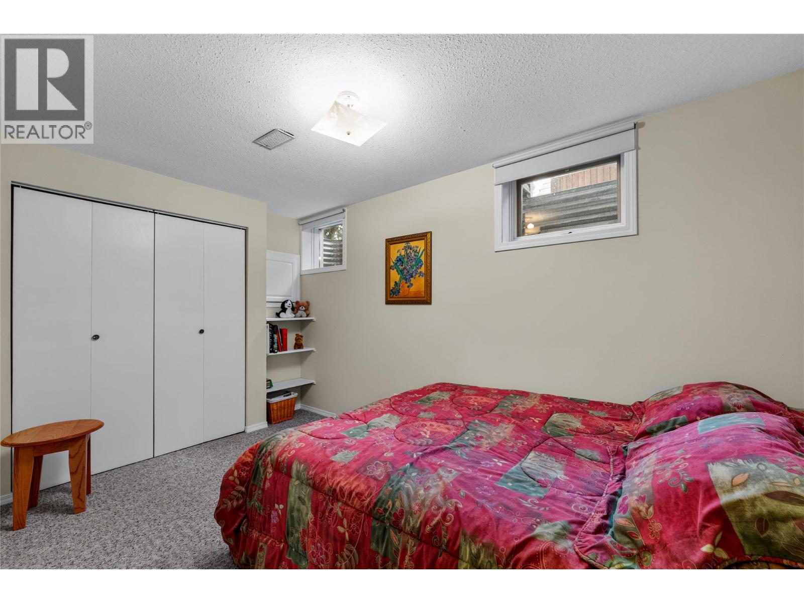 2049 Tremerton Drive - Image 38