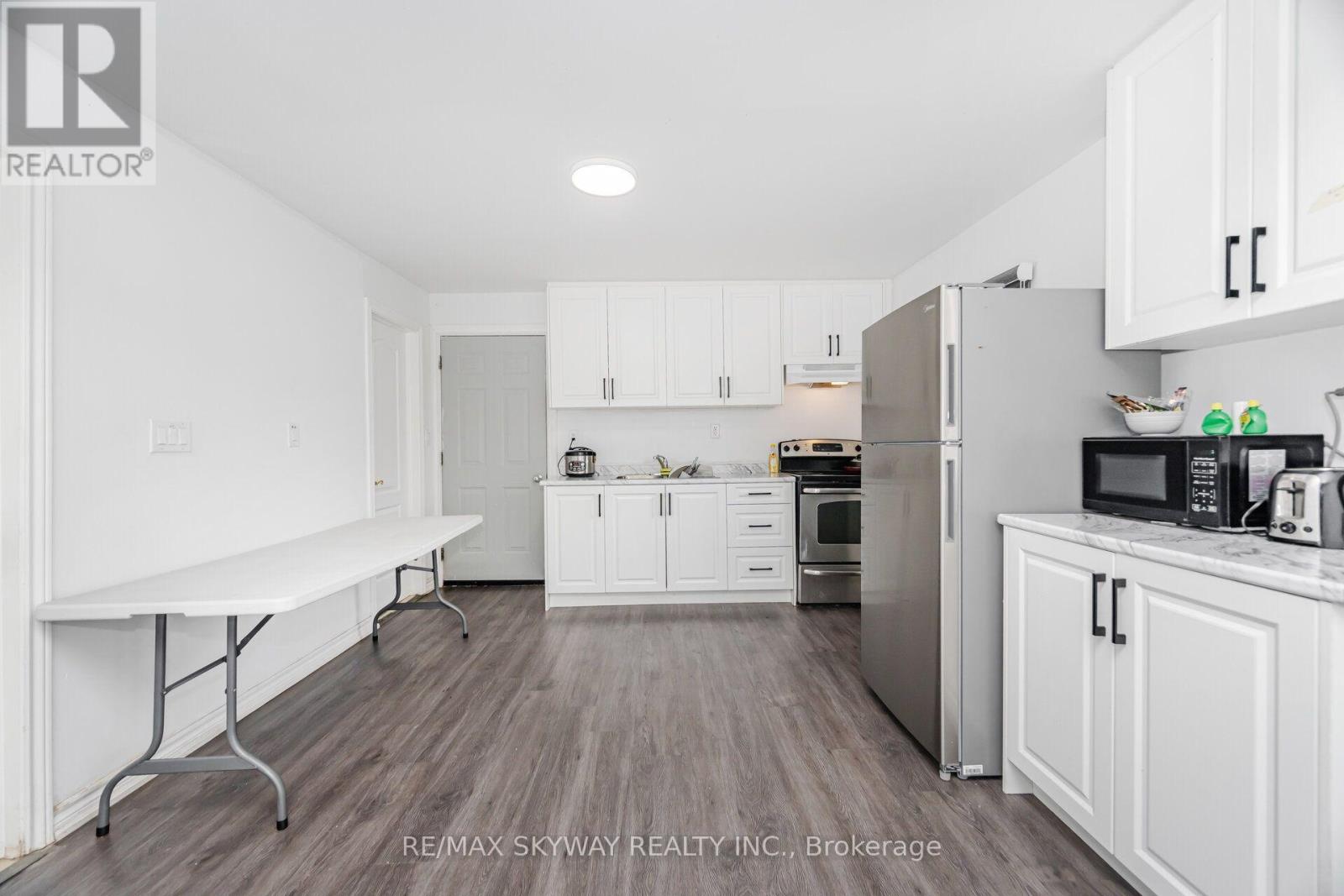 4754 FIRST AVENUE - 16