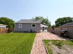 138 26th Street, Brandon, MB R7B2A3 Photo 14