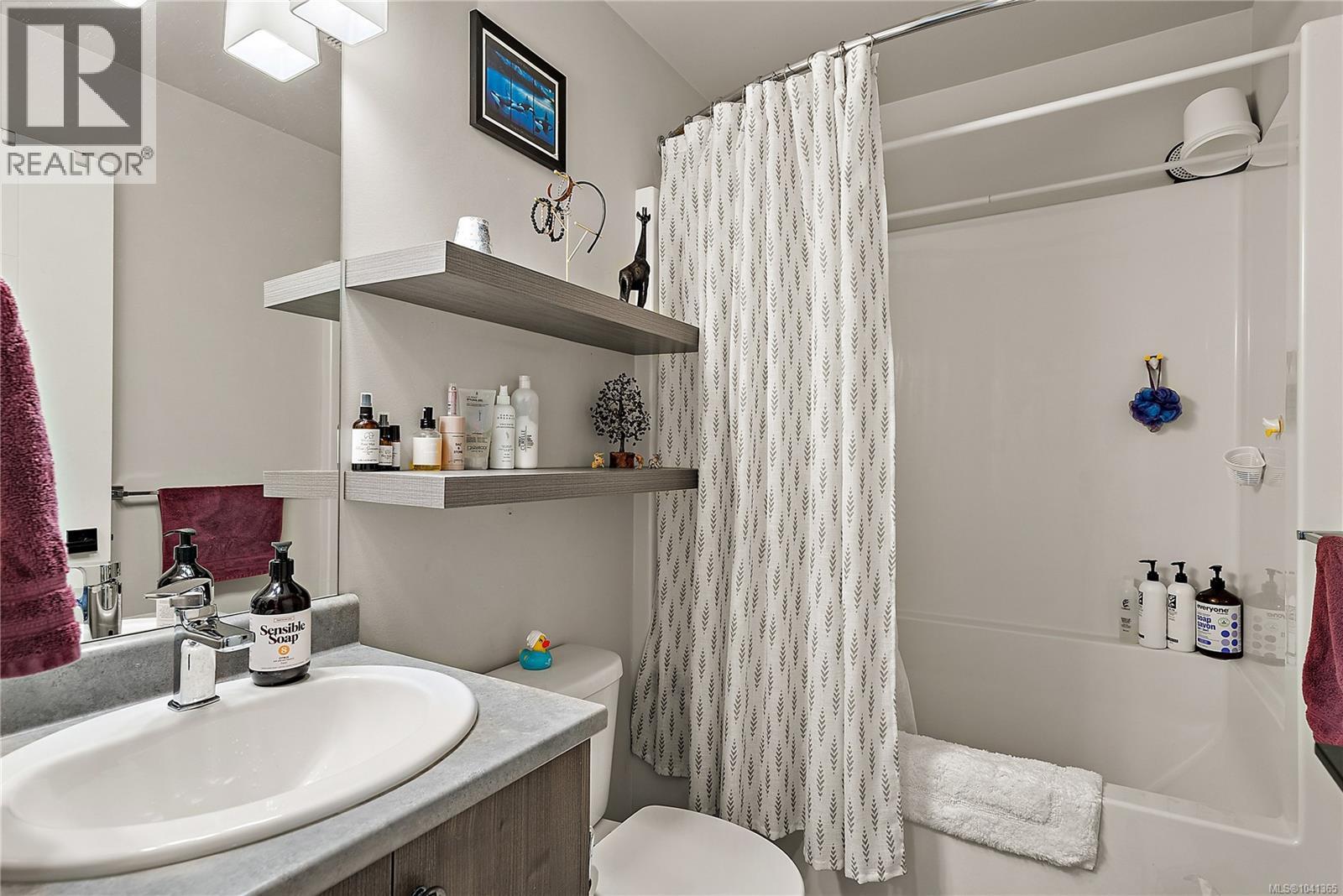 2331 Azurite Cres - 23