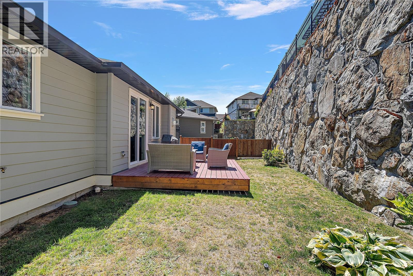2331 Azurite Cres - 25