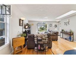 Bedroom - 4346 Gulfview Dr, Nanaimo, BC V9T6K4 Photo 10