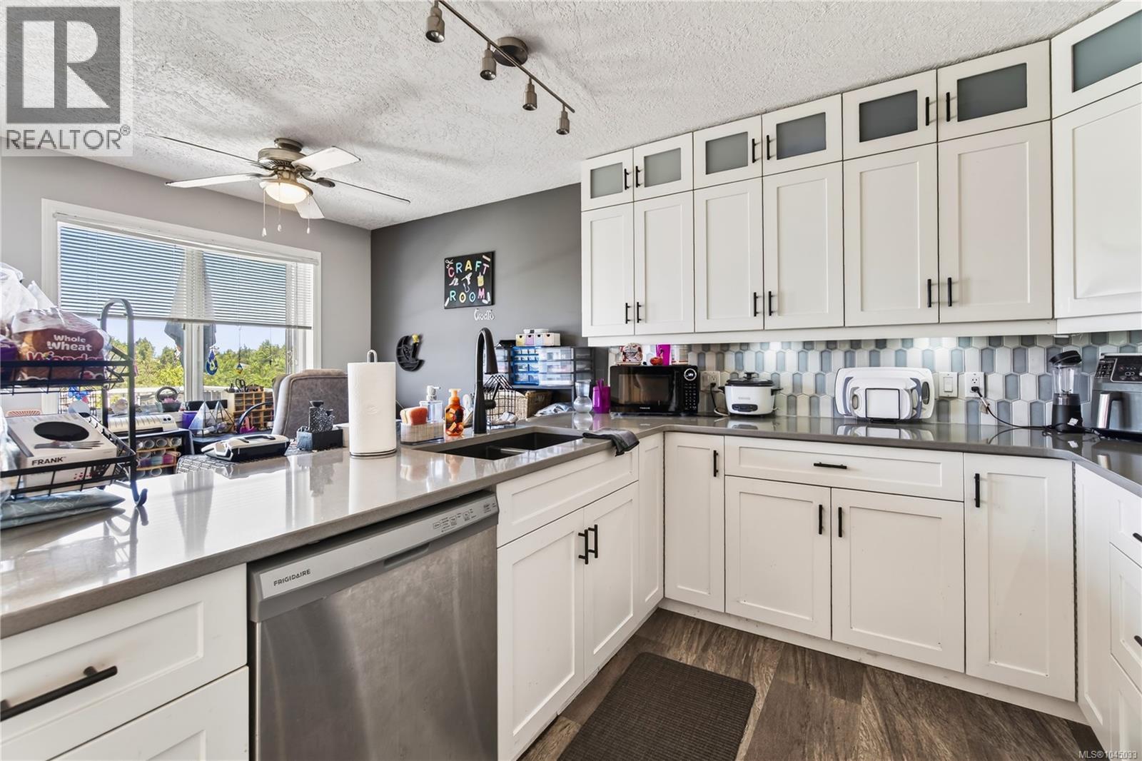 4346 Gulfview Dr - 2