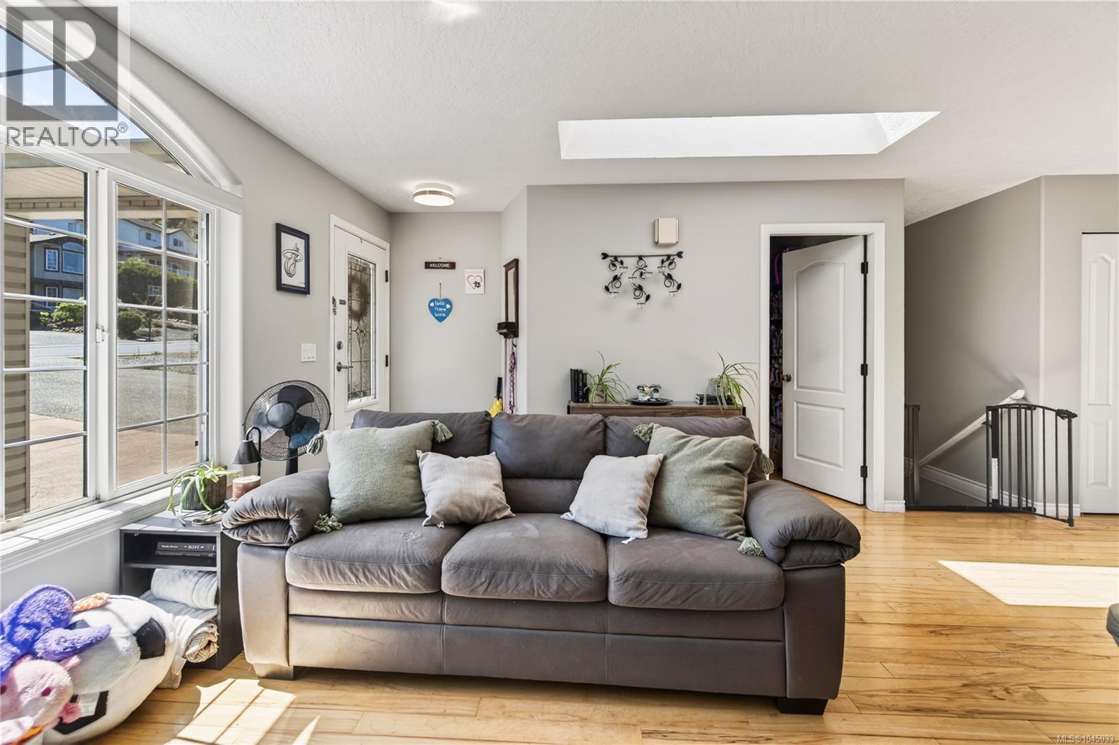 4346 Gulfview Dr - Image 9