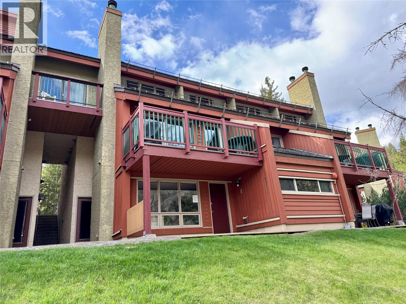 2030 PANORAMA Drive Unit# 528