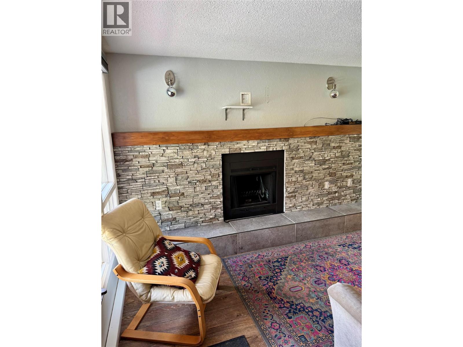 #528 2030 PANORAMA Drive - 5