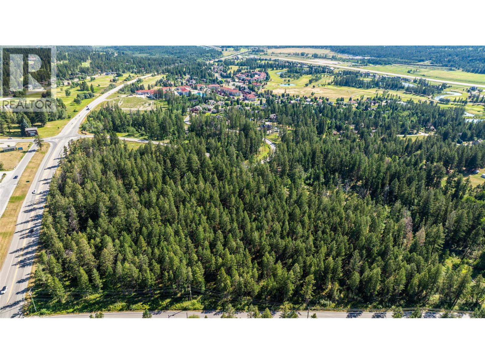  Hot Springs Road, Fairmont Hot Springs - Image 1