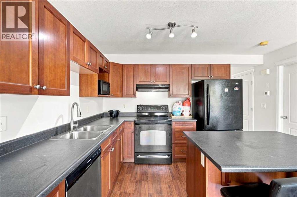 10214 70 Avenue - 7