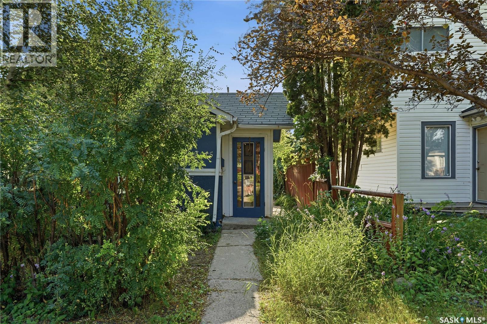 1015 J AVENUE N, Saskatoon — photo 3