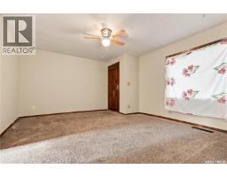 Laundry room - 1015 J Avenue N, Saskatoon, SK S7L2L3 Photo 7