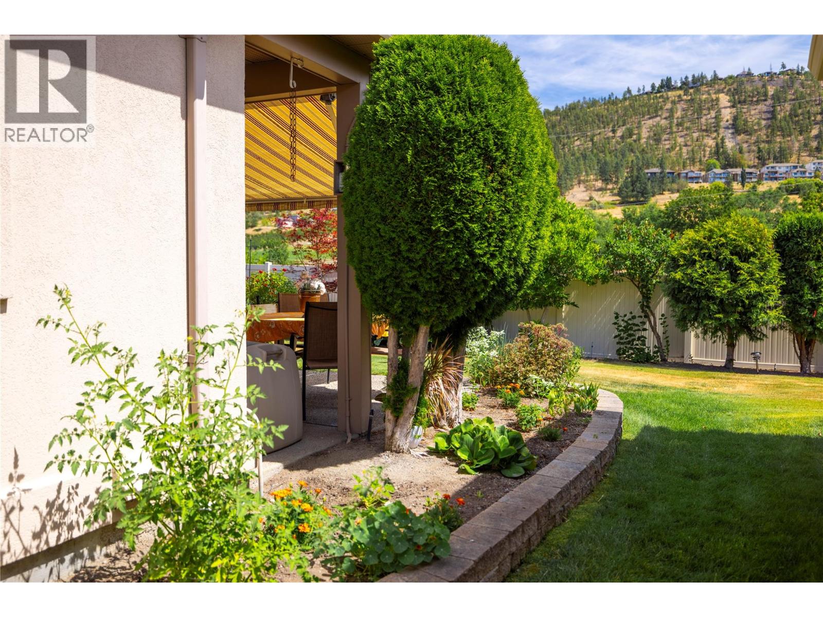 #9 595 Yates Road - 26