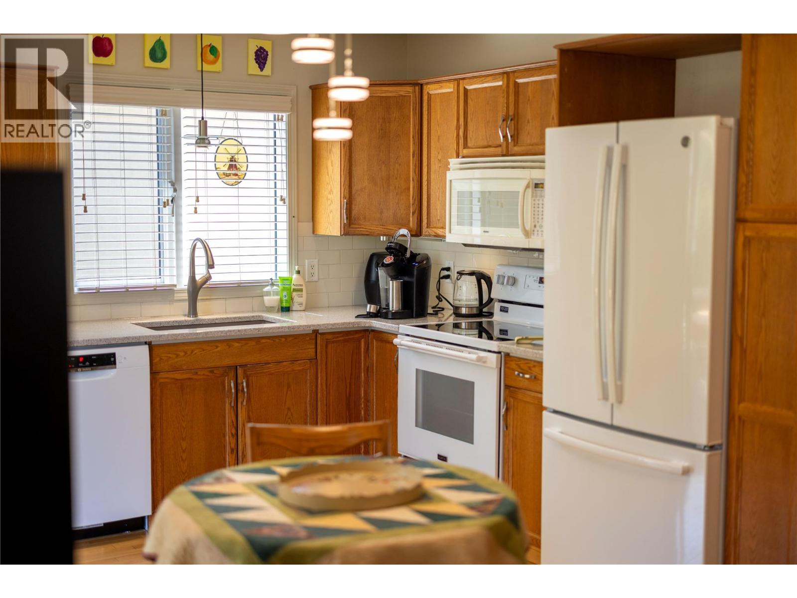 #9 595 Yates Road - 3