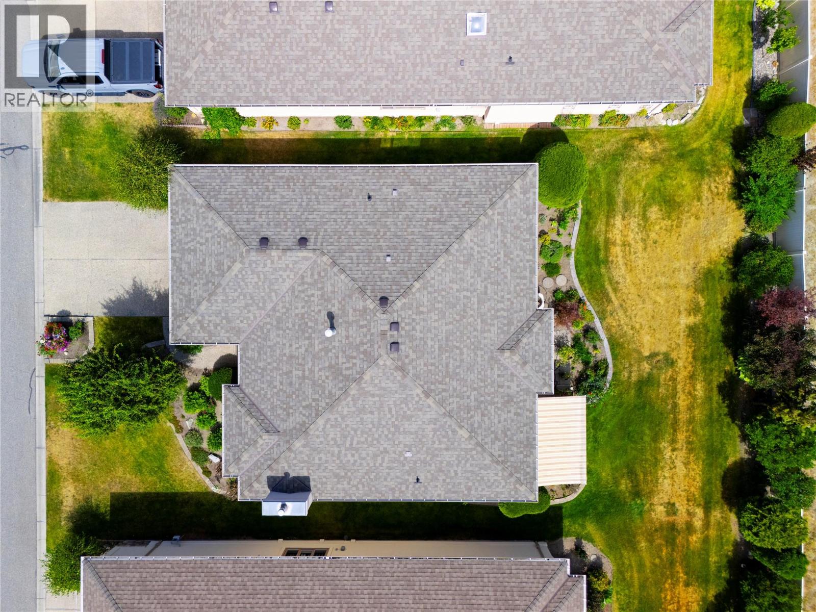 #9 595 Yates Road - 40