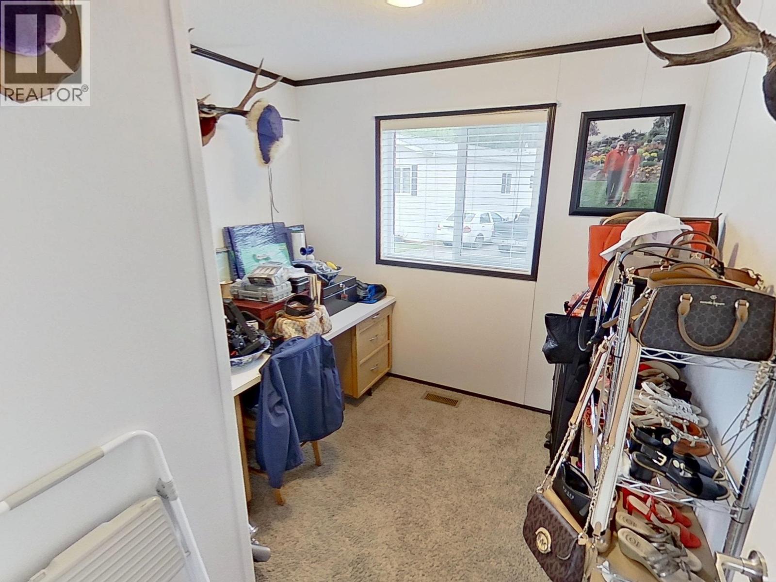 #90 684 NORTH FRASER DRIVE - 22