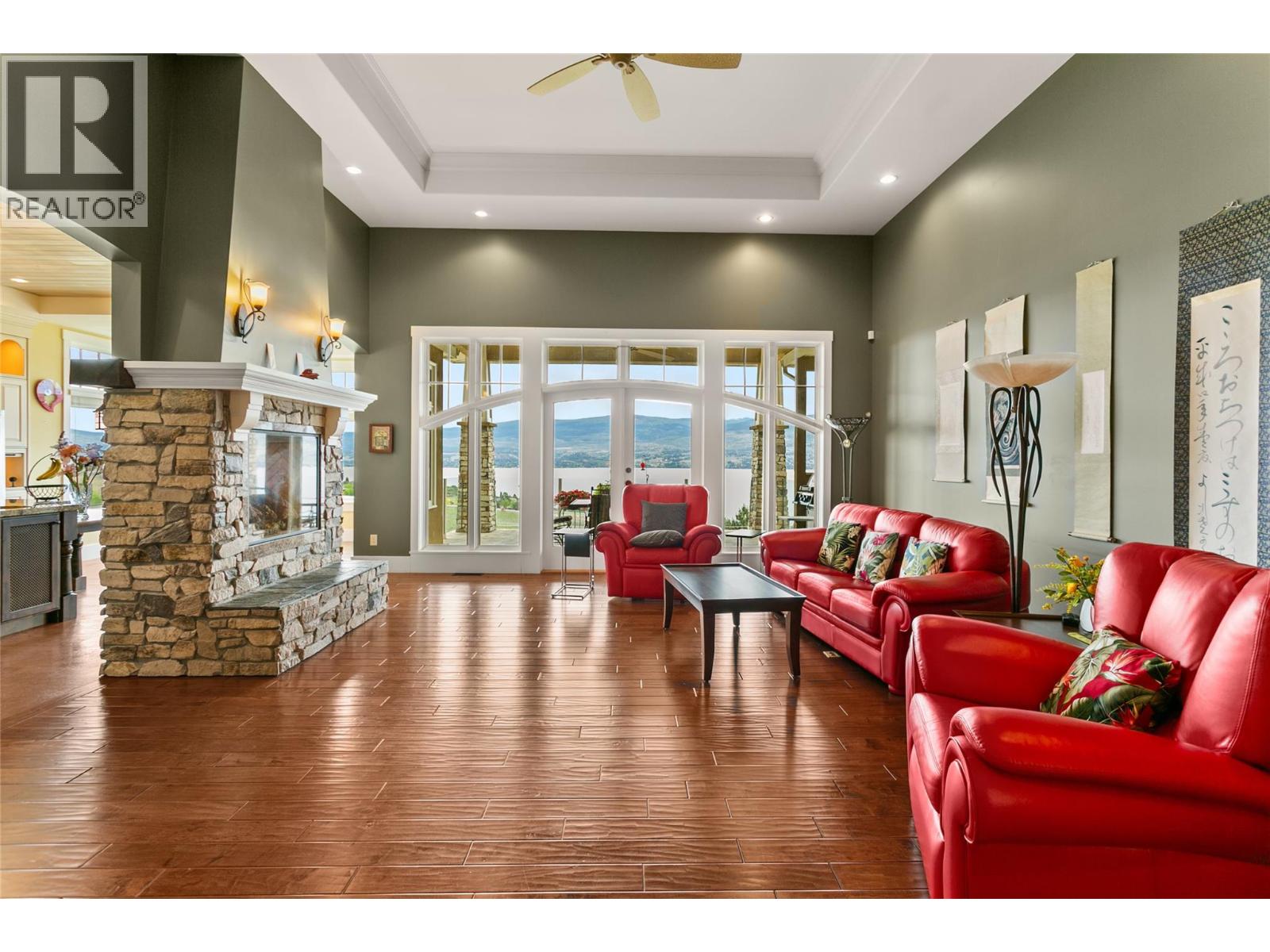  3298 Shiraz Court, West Kelowna