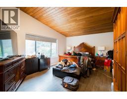 2525 Norcrest Court, Burnaby, BC V3J1C7 Photo 13