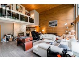 2525 Norcrest Court, Burnaby, BC V3J1C7 Photo 9