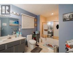 2525 Norcrest Court, Burnaby, BC V3J1C7 Photo 21
