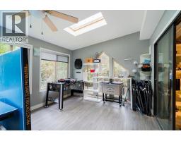 2525 Norcrest Court, Burnaby, BC V3J1C7 Photo 14