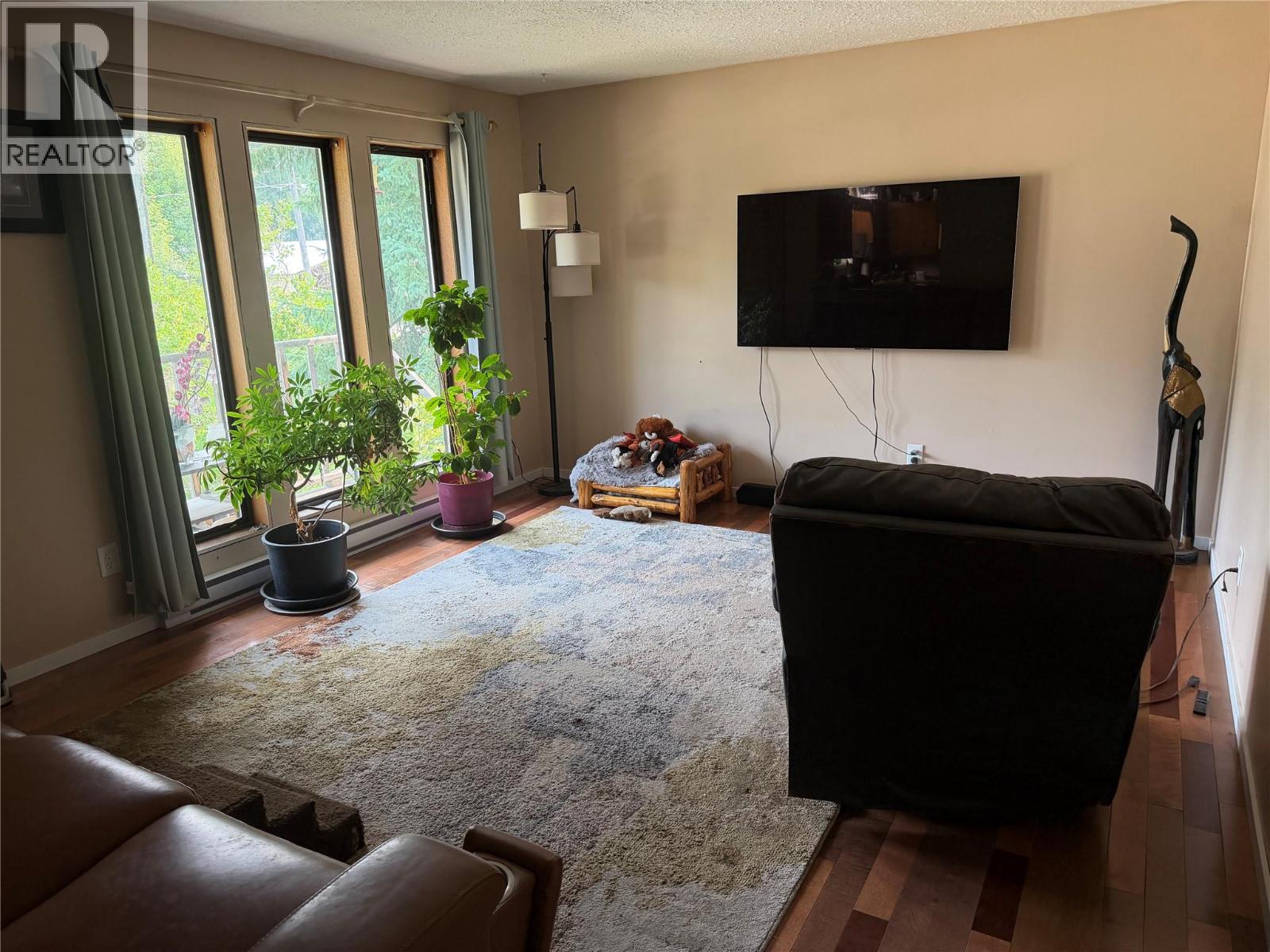 4243 Bloomquist Road - Image 5