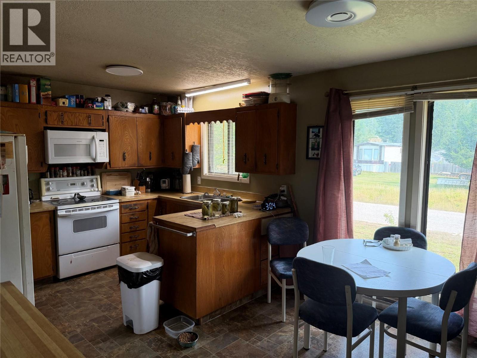 4243 Bloomquist Road - Image 6