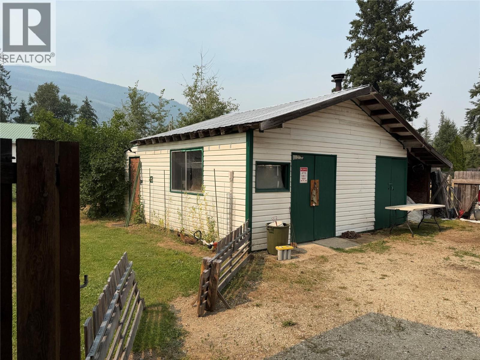 4243 Bloomquist Road - Image 10