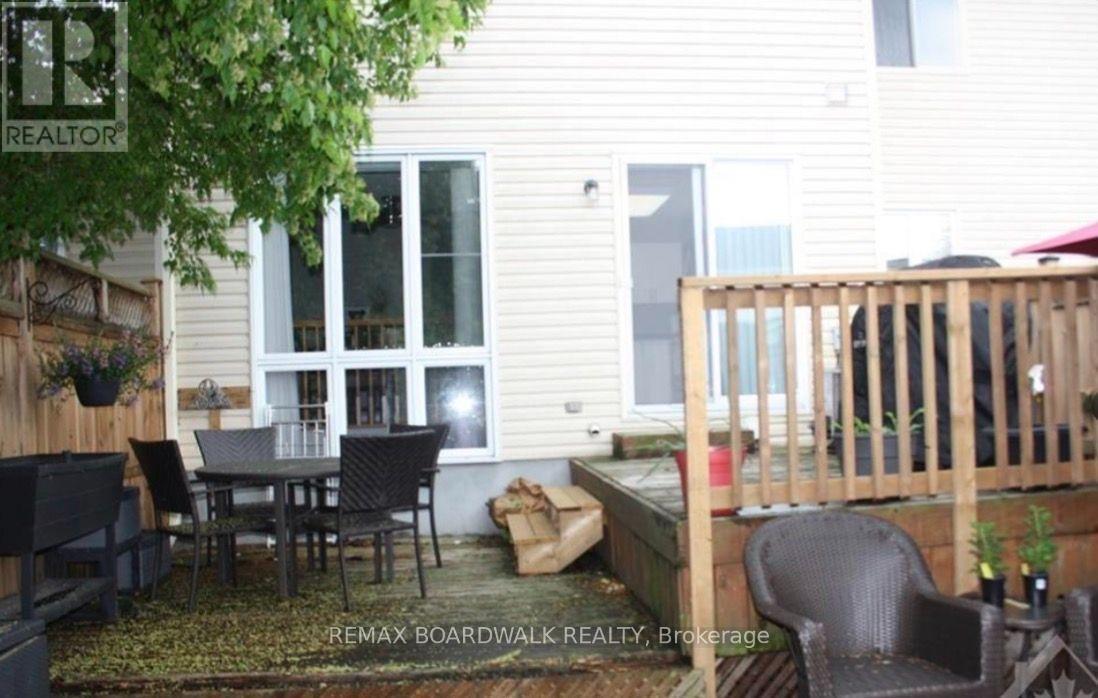 3 Bed, 3 Bath House for Rent in Ottawa – 509 LAWLER CRESCENT, Ottawa – MLS# X13636982 - Image 23