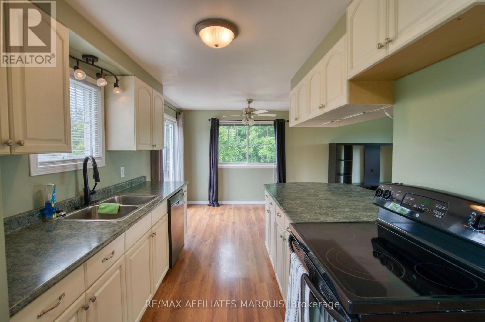 3826 BIG RIDEAU LAKE ROAD - Image 11