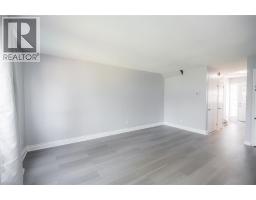 Bedroom - 405 Cardiff Place, Sarnia, ON N7S4C7 Photo 6