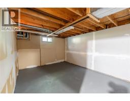2pc Bathroom - 405 Cardiff Place, Sarnia, ON N7S4C7 Photo 11