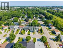 405 Cardiff Place, Sarnia, ON N7S4C7 Photo 32