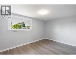 405 Cardiff Place, Sarnia, ON N7S4C7 Photo 21